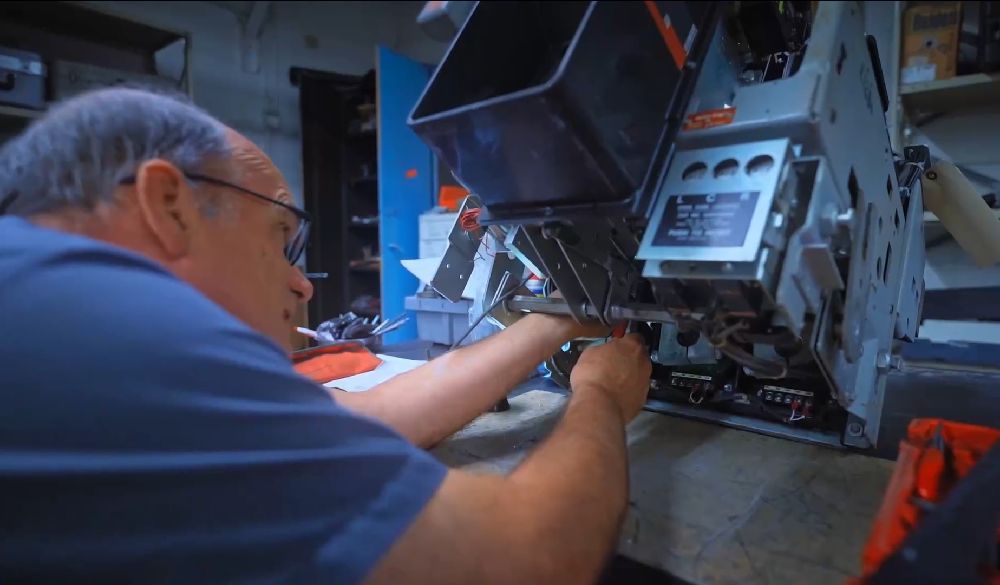 Mark inspecting circuit breaker